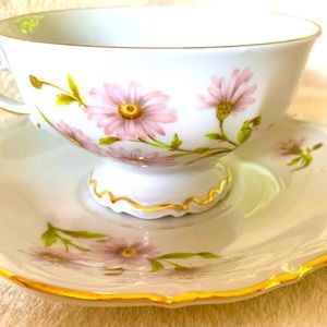 Set of 16 tea cup/saucer sets - Mitterteich, Daisy Bell & Wawel Pompadour Rose